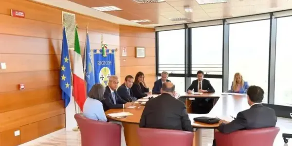 images Giunta regionale, priorità al recupero dell'area pedonale di Sala per la metro di superficie 