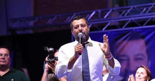 images Sicurezza. Salvini: "In arrivo più forze dell'ordine a Crotone"