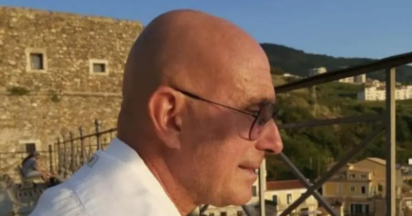 Ennio Curcio: "Calabria senz'acqua : 47 milioni alle compagnie aeree" images Ennio Curcio: "Calabria senz'acqua : 47 milioni alle compagnie aeree"