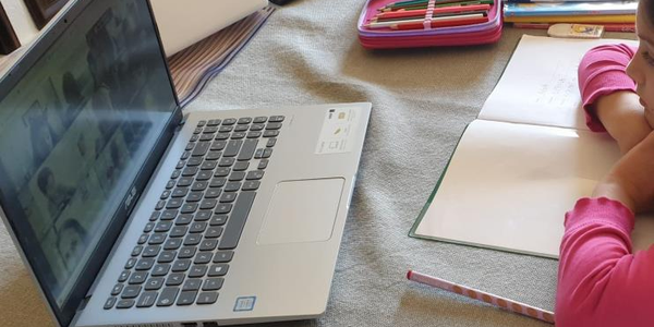 images Covid. L'Asp propone la chiusura delle scuole in tutta la provincia di Catanzaro: troppi casi positivi tra gli studenti 