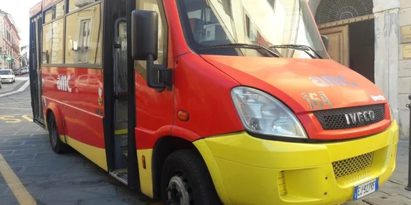 images Catanzaro. Il consigliere comunale Critelli chiede di ripristinare la fermata Amc all'Ospedale Ciaccio 