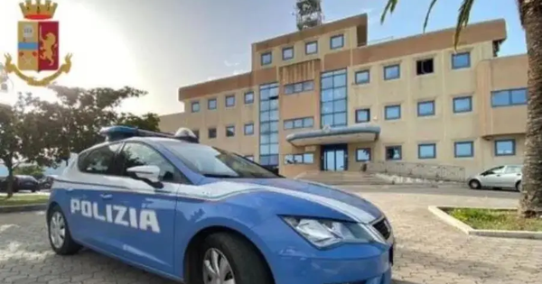 Aggredirono la troupe durante un servizio televisivo a Lamezia: denunciati images Aggredirono la troupe durante un servizio televisivo a Lamezia: denunciati