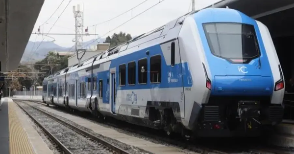 images Fs, Trenitalia completa la consegna dii 7 intercity ibridi che collegano Calabria, Basilicata e Puglia