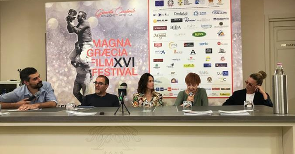 Funghi di mare? I consigli del dermatologo (VIDEO) images Funghi di mare? I consigli del dermatologo (VIDEO)