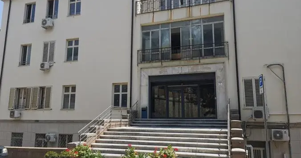 ASP Catanzaro, a luglio in busta paga la produttività 2024: in 2 anni pagate 4 annualità images ASP Catanzaro, a luglio in busta paga la produttività 2024: in 2 anni pagate 4 annualità