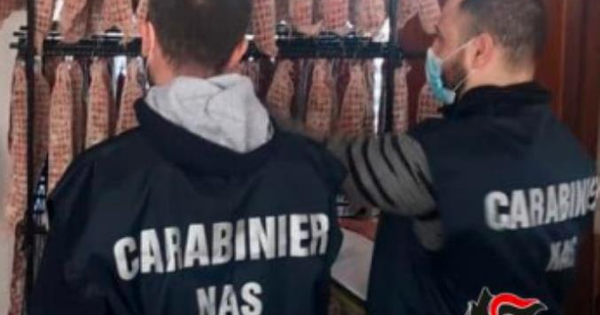 images Controlli dei Nas nel Reggino: sequestrati 15 chili di preparati di carne e carcasse di ovino