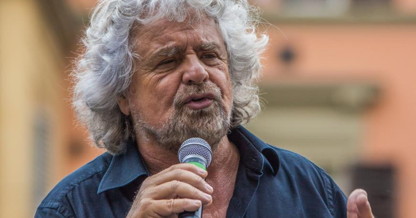 Beppe Grillo torna in Calabria: tour nei teatri tra Lamezia, Rende e Diamante
images Beppe Grillo torna in Calabria: tour nei teatri tra Lamezia, Rende e Diamante