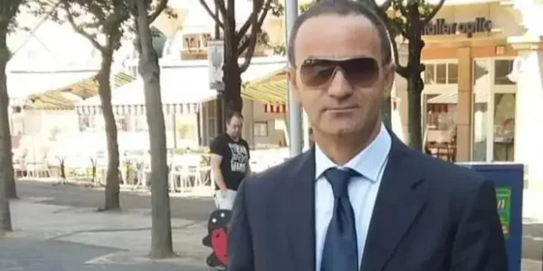 images Omicidio a Botricello, il figlio accoltella il padre in casa