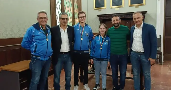 images L’Amministrazione Fiorita riceve e si congratula con gli Arcieri Club Lido per gli obiettivi conseguiti 