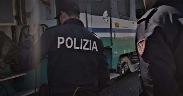 images Crotone: ritrovato dalla Polizia un minorenne straniero fuggito da una comunità