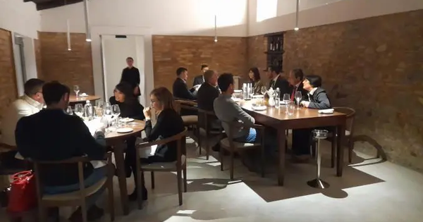 Cura, la cucina contemporanea di alto livello a Davoli: gusto "stellare" da non perdere images Cura, la cucina contemporanea di alto livello a Davoli: gusto "stellare" da non perdere