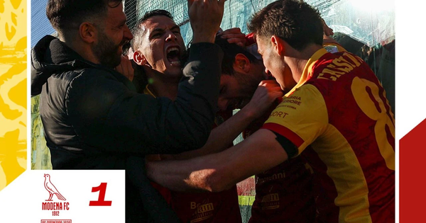 Il corsivo giallorosso, il Catanzaro dei...miracoli: Antonini e Pittarello due gol da splendida cornice images Il corsivo giallorosso, il Catanzaro dei...miracoli: Antonini e Pittarello due gol da splendida cornice