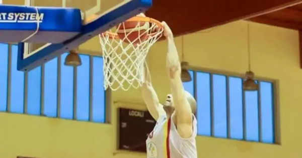 images Dmitrovic preferisce la Basket Academy e vivere a Catanzaro