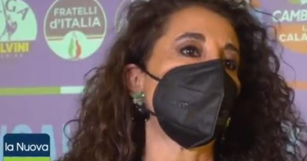images Wanda Ferro: "Fratelli d'Italia non interessata al partito unico. La federazione potrebbe essere valore aggiunto"