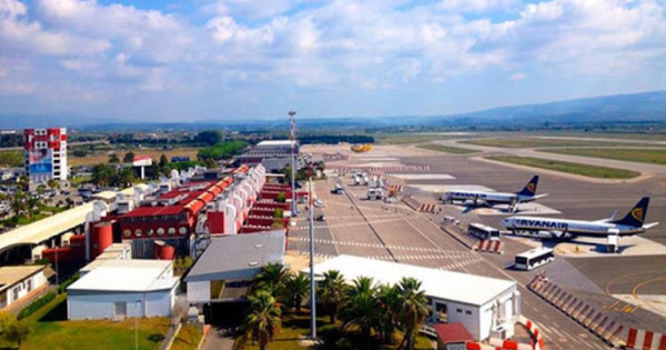 Aeroporti, Furgiuele (Lega): "Con la sinistra Calabria allo sbando" images Aeroporti, Furgiuele (Lega): "Con la sinistra Calabria allo sbando"