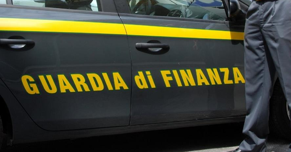 images Sequestrati 150 kg di cocaina trovati in un container del Porto di Gioia Tauro 