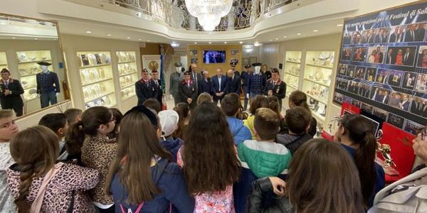 Il difensore Paride Pinna indosserà la maglietta dell'Us Catanzaro images Il difensore Paride Pinna indosserà la maglietta dell'Us Catanzaro