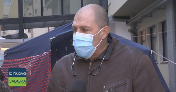 images S. Anna Hospital. La storia di un paziente: "Perché dovrei curarmi fuori se abbiamo un'eccellenza invidiata in Europa?"