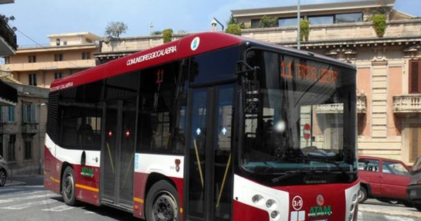 Reggio Calabria, trasporti gratuiti per i rifugiati ucraini
images Reggio Calabria, trasporti gratuiti per i rifugiati ucraini