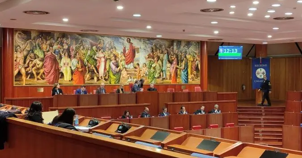 images I capigruppo del centrodestra e il presidente Mancuso: "Il Pd si ricordi quando ha governato Oliverio"