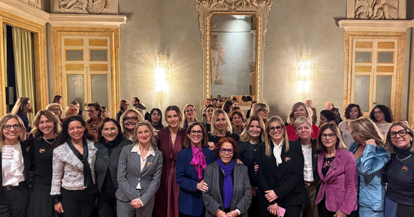 images Greco (Idv): "La leadership femminile contiene decisione, responsabilità, gentilezza e attitudine al rischio"