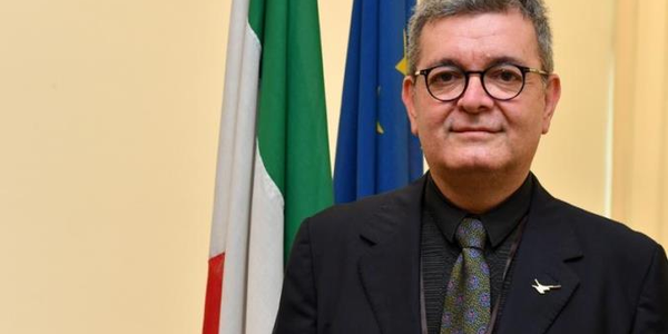 images Vaccini. Spirlì: "Arcuri parla in tv, ma la campagna durerà due anni" 