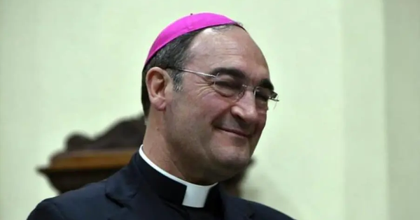 images Tragedia nel Catanzarese, mons Parisi: "Stanotte le nostre preghiere per le 2 giovani vite spezzate" 