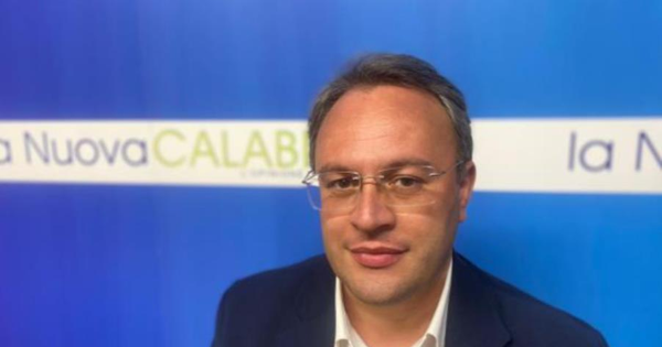 images Disagi alla farmacia territoriale di Vibo, Talerico presenta istanza di accesso agli atti  