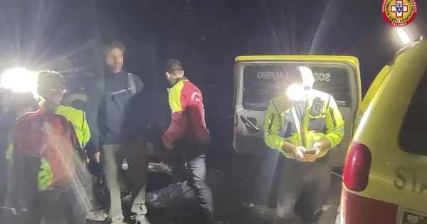 Quattro escursionisti si perdono nel Parco del Pollino, recuperati dal Soccorso Alpino images Quattro escursionisti si perdono nel Parco del Pollino, recuperati dal Soccorso Alpino