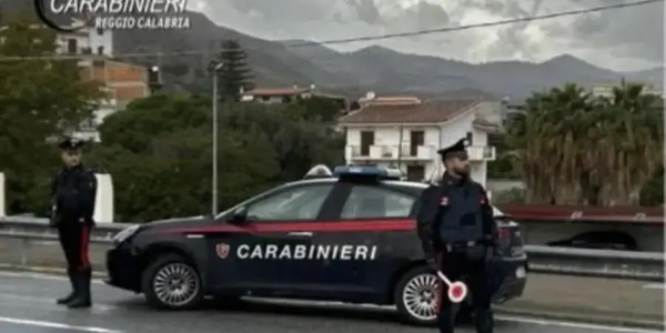 images Armi e munizioni in un capannone, un arresto nel Reggino 