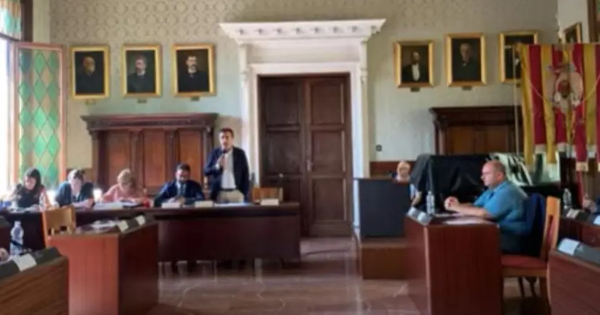 images Consiglio comunale, Fiorita: "E' necessario capire se esiste una maggioranza per proseguire il lavoro iniziato"