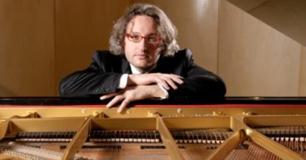 images Ama Calabria, Amici della Musica: a Catanzaro venerdì le "Improvvisazioni su Arie d’Opera" di Mattia Mistrangelo