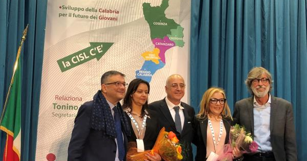 XIII Congresso regionale della Cisl Calabria: Tonino Russo confermato all’unanimità Segretario generale images XIII Congresso regionale della Cisl Calabria: Tonino Russo confermato all’unanimità Segretario generale