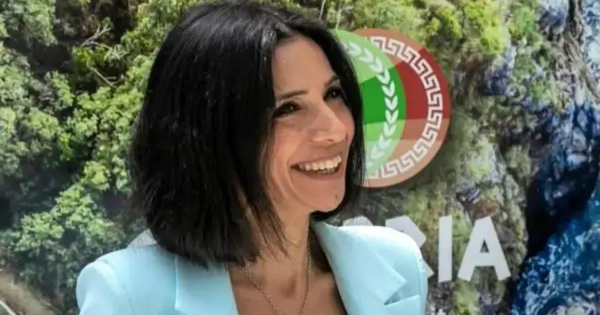 L'hairstylist di Bova marina Salvatore Clemensi protagonista su La7, Princi: "La Calabria continua a brillare" images L'hairstylist di Bova marina Salvatore Clemensi protagonista su La7, Princi: "La Calabria continua a brillare"