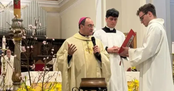 images  Lamezia, l'arcivescovo Parisi: "La Pasqua è il cuore di tutto il progetto di Dio"