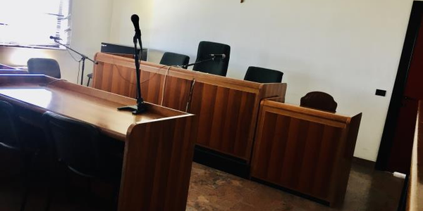 images Catanzaro, maltrattamenti in famiglia: un 44enne passa al divieto di dimora in Calabria  