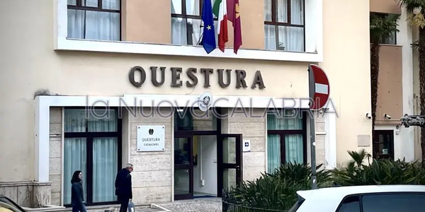 images Furti al Centro commerciale di Catanzaro, 4 arresti