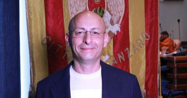 images Autonomia differenziata, Celia: "Negli uffici anagrafe di Palazzo De Nobili e Lido si può firmare per il referendum"