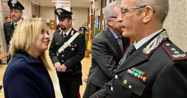 images Meloni nomina il generale Angelosanto coordinatore nazionale per la lotta all'antisemitismo