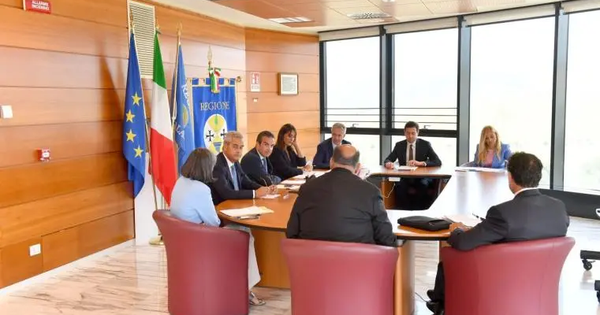 Regione, ok della Giunta a dematerializzazione cartelle cliniche e a promozione risorsa mare images Regione, ok della Giunta a dematerializzazione cartelle cliniche e a promozione risorsa mare