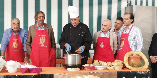 images Spiaggia occupata abusivamente tra Tropea e Ricadi, blitz della Capitaneria