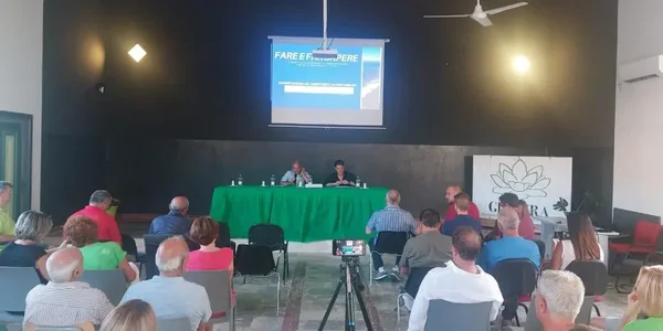 Cropani, molto partecipato secondo incontro su Fare e far sapere images Cropani, molto partecipato secondo incontro su Fare e far sapere