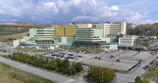 images Catanzaro, prima di morire lascia un messaggio per i medici del Policlinico: “Siete stati unici”
