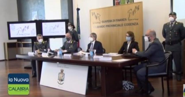 images Sistema Cosenza. Terremoto sull'Asp con bilanci falsi: indagati pezzi da novanta