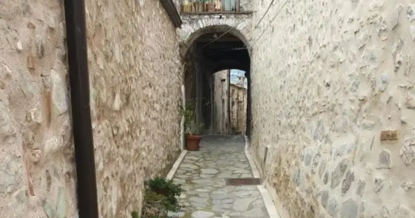 Diario di una passione/2: il nostro “Cammino Basiliano” fa tappa a Rocca Imperiale images Diario di una passione/2: il nostro “Cammino Basiliano” fa tappa a Rocca Imperiale