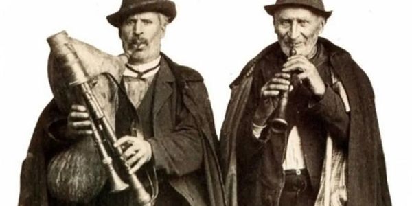 Domani a Conflenti il più grande raduno di zampogne d’Italia images Domani a Conflenti il più grande raduno di zampogne d’Italia