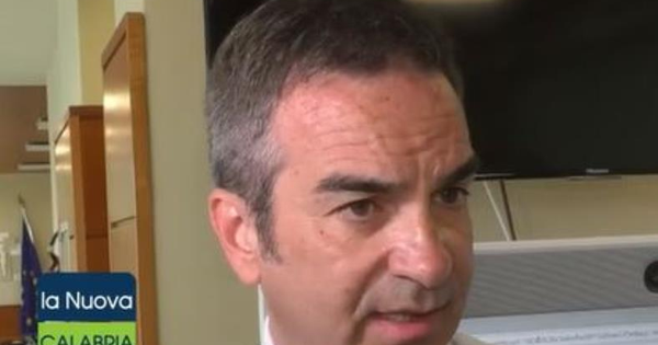 images Scuola, Occhiuto: "Solidarietà a Meloni e ministri, arginare clima d’odio"