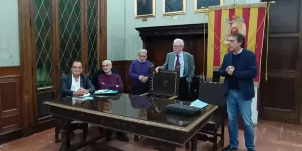 Presentato "Il diritto negato" di Lino Puzzonia a Palazzo de Nobili. La sanità calabrese tra passato, presente e futuro images Presentato "Il diritto negato" di Lino Puzzonia a Palazzo de Nobili. La sanità calabrese tra passato, presente e futuro