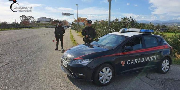 images Gli trovano mezzo chilo di marijuana nell'armadio, arrestato dai carabinieri di Tropea