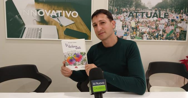 Riccardo racconta il suo grande amore con Marco: "Io, libero di essere felice" (VIDEO) images Riccardo racconta il suo grande amore con Marco: "Io, libero di essere felice" (VIDEO)